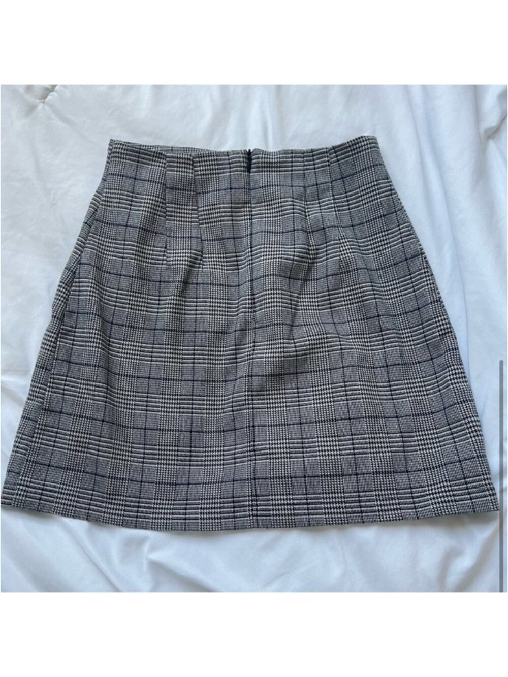 Skirt - Picture 3 of 3